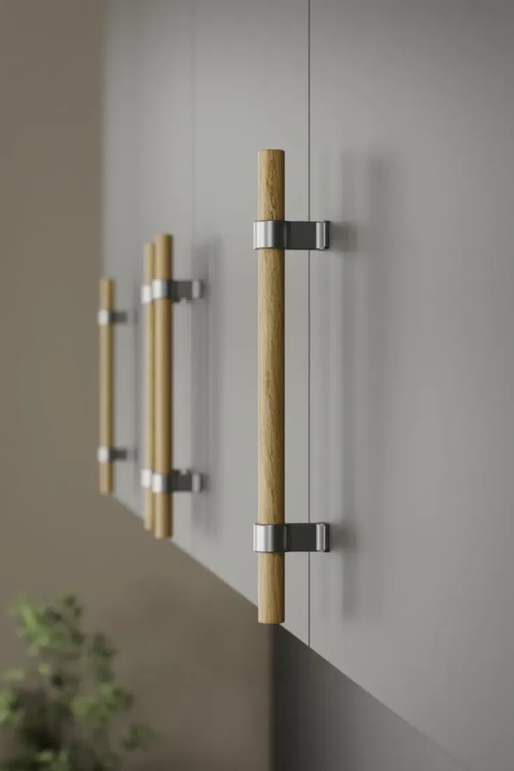 FURNIPART RUČICA BOND L-320 CLEAR LACQUERED/INOX LOOK